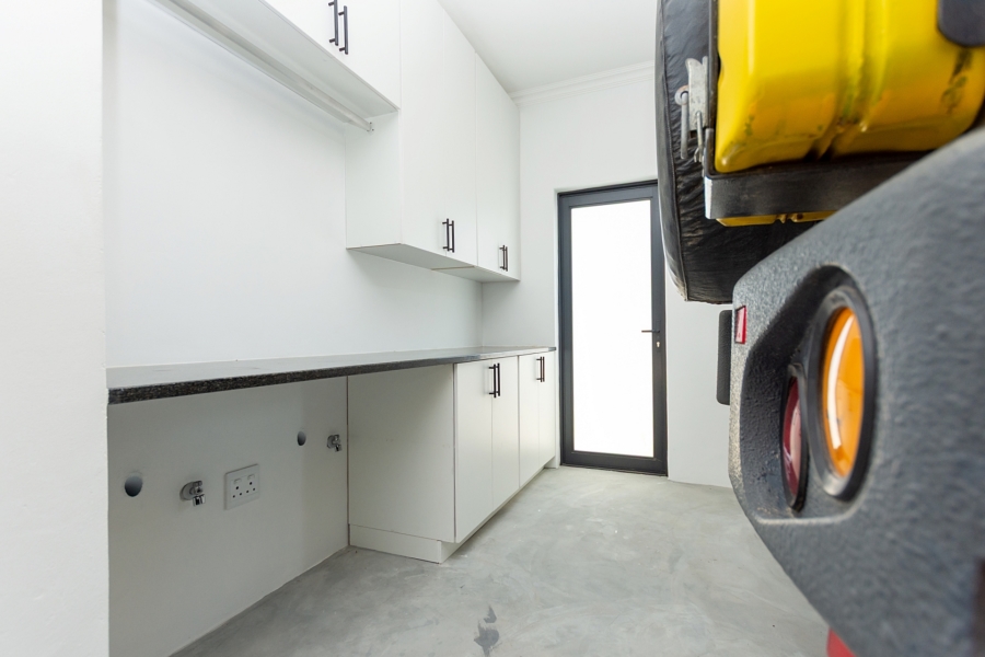 3 Bedroom Property for Sale in Sandy Point Western Cape